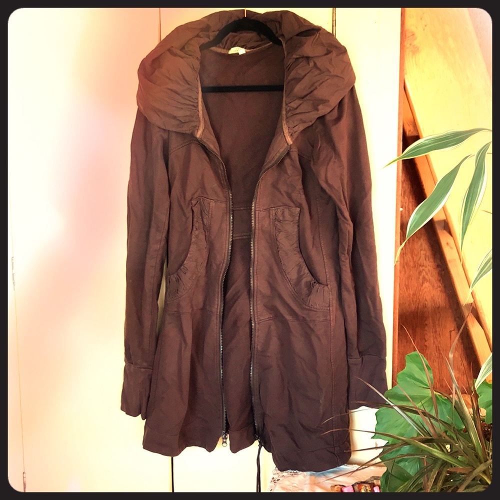 Prairie Underground , size S in chocolate brown.
